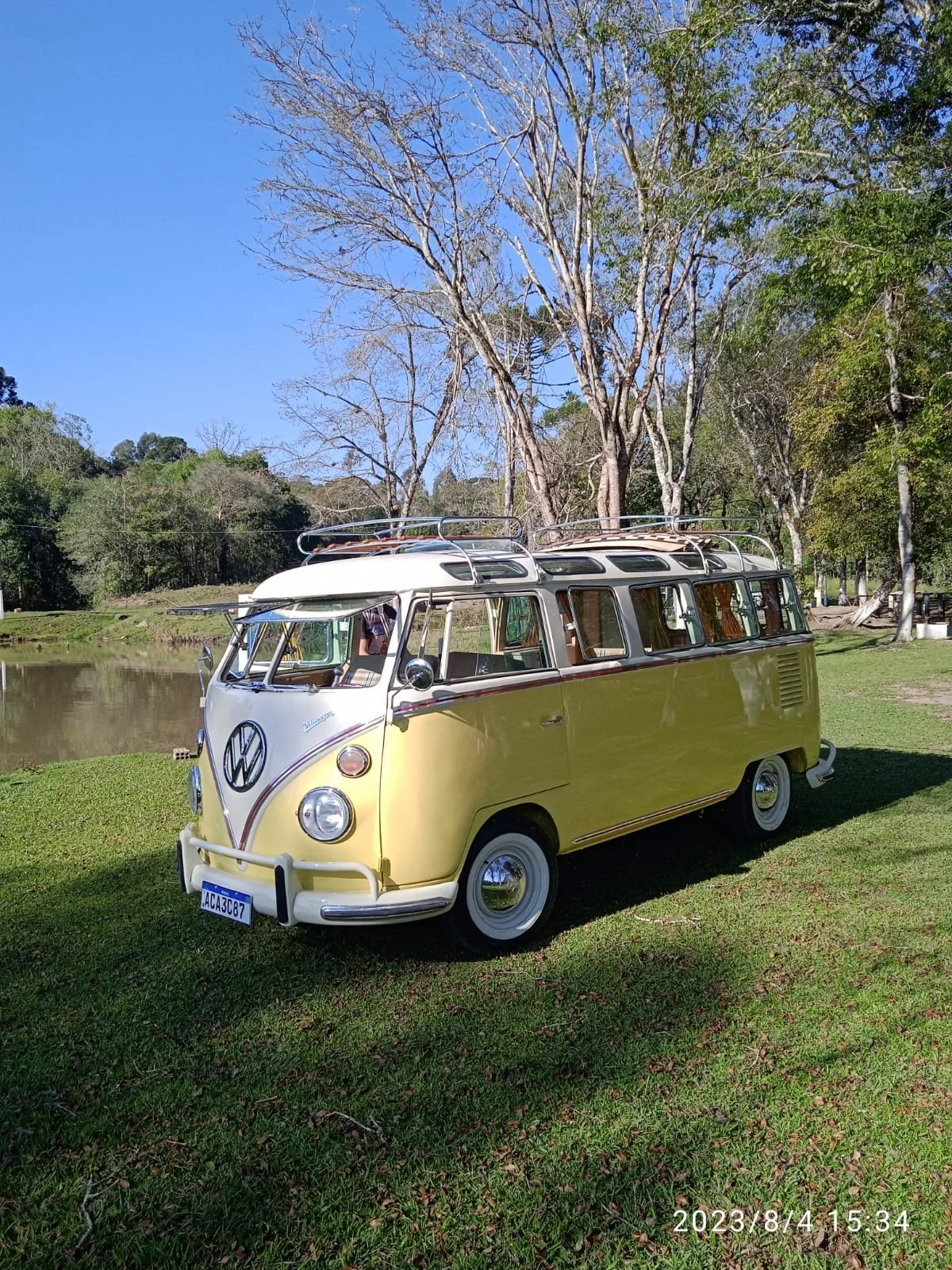 VW T1 splitwindow bus camper van 1974 — Brazilian Classic Cars
